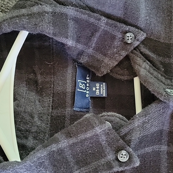 Mens Flannel - Picture 2 of 3